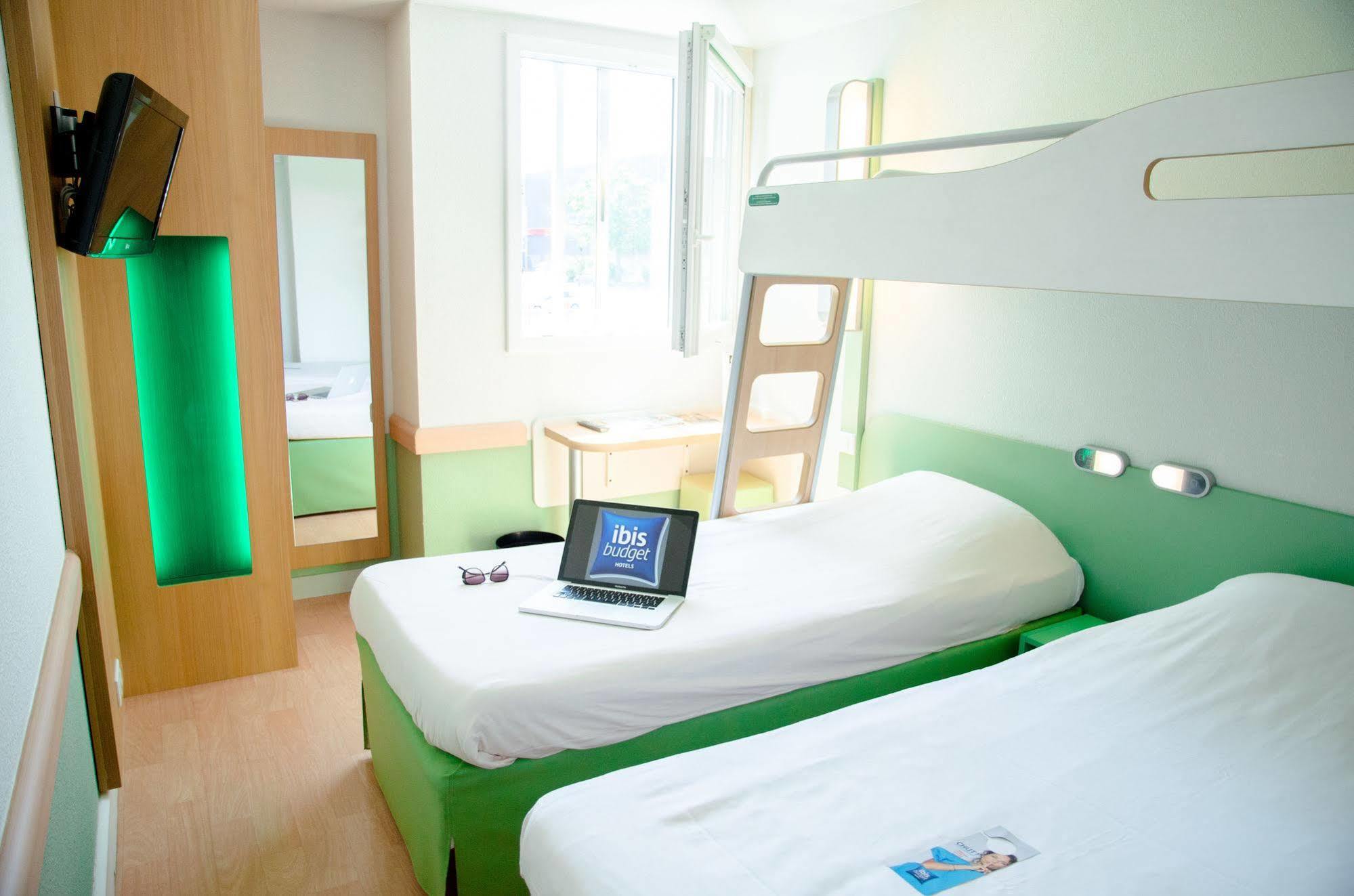 לה בלאן מניל Ibis Budget Aeroport Le Bourget Garonor מראה חיצוני תמונה